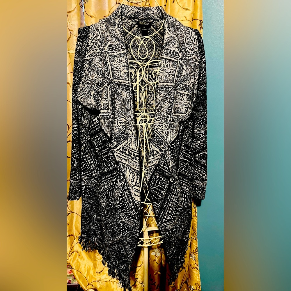 Lucky Brand Navy Blue White Open Front  Fringe Blanket Sweater M